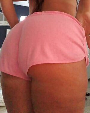 I haven’t been touched in 3 days 😫😫😫