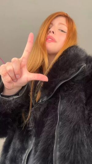 Findom Dominant Domination Dominatrix Domme