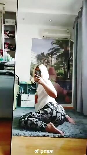 Chinese big butt girl 024