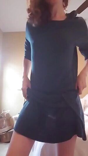 Redditor Pulls Up Her Dress