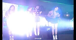 Twice - Tzuyu,Mina, Momo, Nayeon