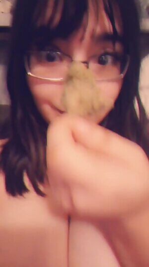 Silly ace, a nug, and some cleavage