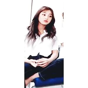 TWICE - Jihyo's bouncing TTs