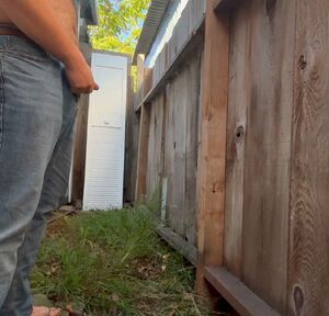 Male Pissing Big Balls Jeans Outdoor