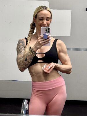 FitMilfs Abs Bodybuilder Fitness Gym