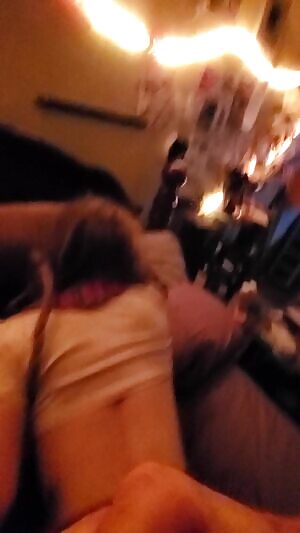 Hippie schoolgirl cums doggystyle