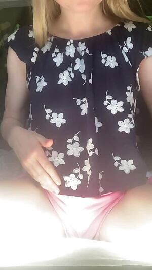 A little titty drop for your enjoyment ☺️