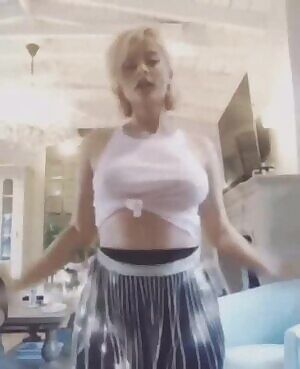 Bebe Rexha Braless Dance, Jiggle Boobs