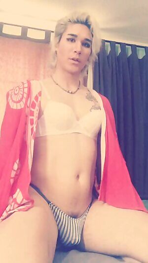 Do you like my jewelry?