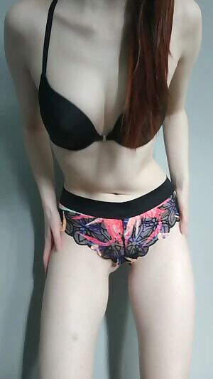 Pushup bra, titty drop, and dat butt from the front, oh my!