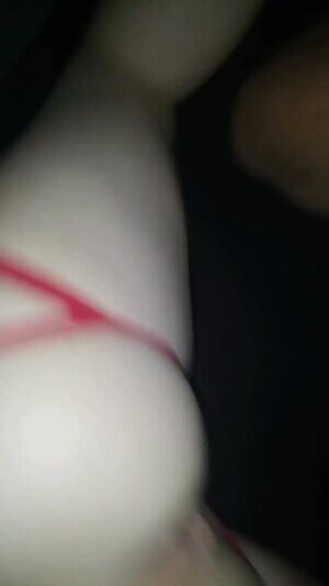 Does my ass look better tan or pale?