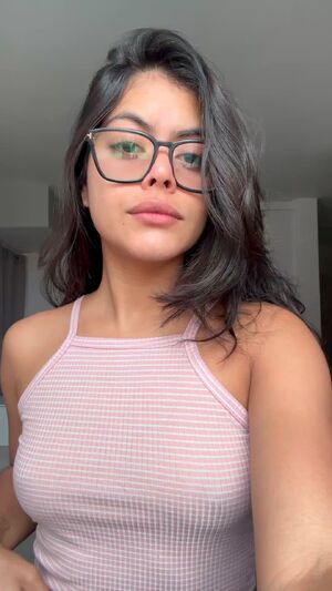Submissive Latina Amateur Cute Homemade Tits