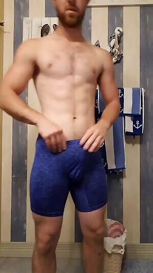 I've been away, so have a whip😎