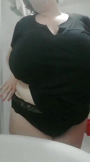 Big momma coming through