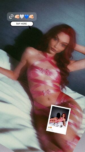 Femme Fatales Censored Fansly Goddess Red Hair