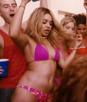 Vanessa Hudgens has some great bouncy tits