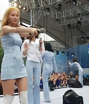 Twice - Sana & Nayeon