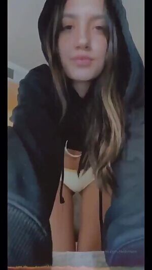 Sexy Hoodie Girl