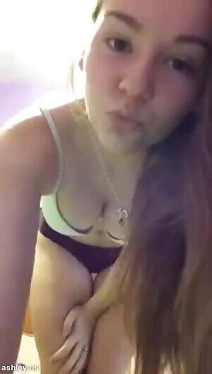 Let our story begin. Join my room ! snapchat > ashley-us