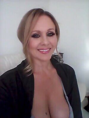 The Incredible Julia!