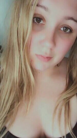 Deep throat princess. wish i could get awards for how i suck cock. they would be plentiful.