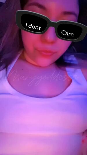 Betacuck Bi-cuck Couple Cuckold Findom