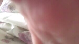 Naked cuddles please! 🍑