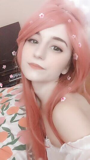 Up closeeee this girl is wild