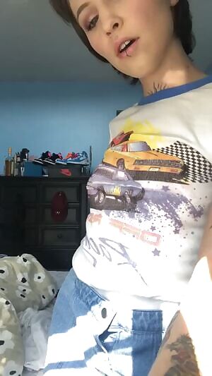 Denim skirt coming off