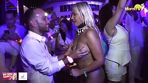 Aventura Dance Cruise