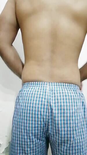 It's Wednesday... Would you HUMP with me ? 😘....