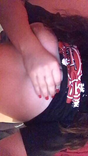 I need a dick to fuck with these. Any takers?