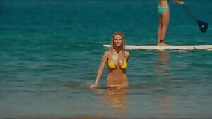 Brooklyn Decker's bikini body in 'Just Go With It'