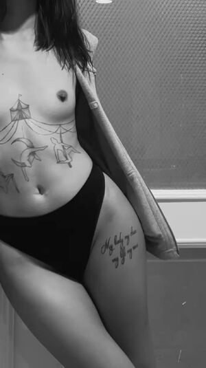 Tiny Waisted Hotties Amateur Asian Babe