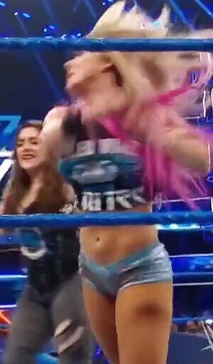 Alexa Bliss Juicy Ass