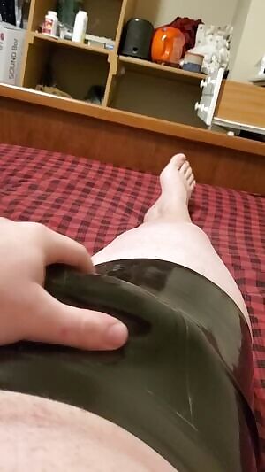 Having a great night in! 😋😋