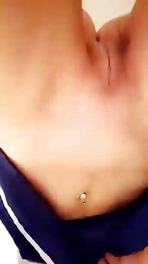 F22 my firs piss on camera