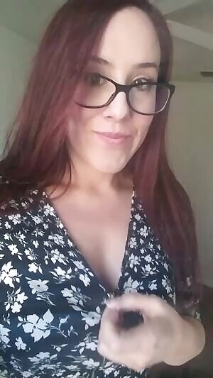 I'm online as long as this is up! Come and get off with the kinkiest housewife on the block ;)