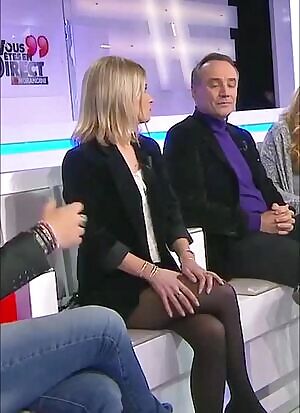 Marie Inbona trying hard to show her gorgeous legs