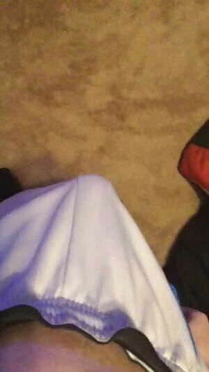 Skinny nerd with a big dick. Pms welcomed.