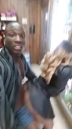 Quick sex in the store