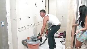 Diamond Kitty Loves to fuck