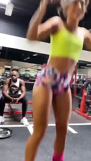 Had to slow it down 👌🍑