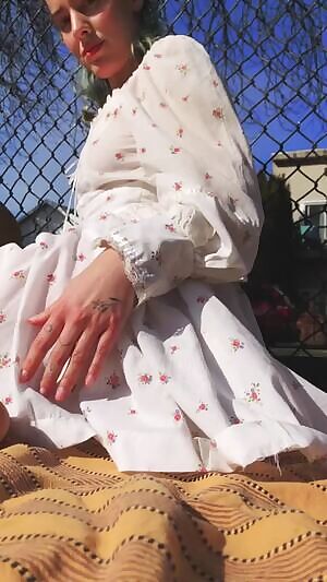 Just a little peak while I adjust 🍑