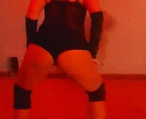 Tik Tok Dance Slow Twerking