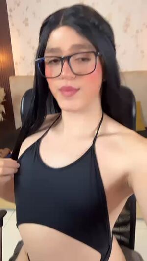 Trans Bubble Butts Anal Dildo Latina