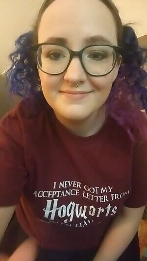 I'm a fun curvy cutie who wants to give you a good time. For a limited time accepting Amazon GC w/NO FEE. 2Cam + I'm very friendly! ❤️