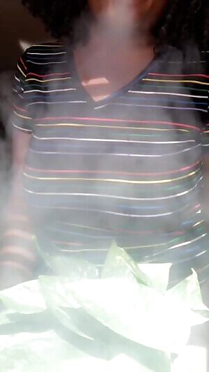 Post road trip bong hits beore i nap somewhere 😴 the drive was long & my legs are killing meeeee