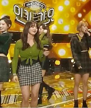 Jihyo Jiggling