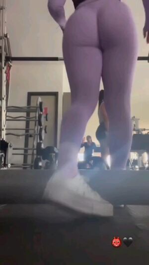 Gym Girls Ass Eating Cute Leggings